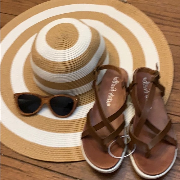 ⭐️⭐️ NWT Altar’d State Sandal SZ 7 Summer Fun ⭐️⭐️ - Picture 8 of 8